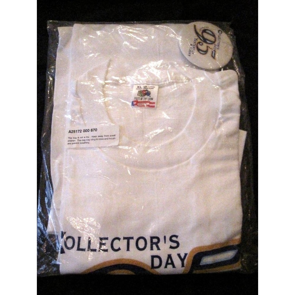 QVC COLLECTOR'S DAY JANUARY‎ 95 YESTERDAY & TODAY XL SHIRT PIN BADGE NEW